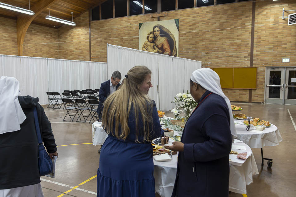 2026-StMary-EasterVigil (197 of 215).jpg